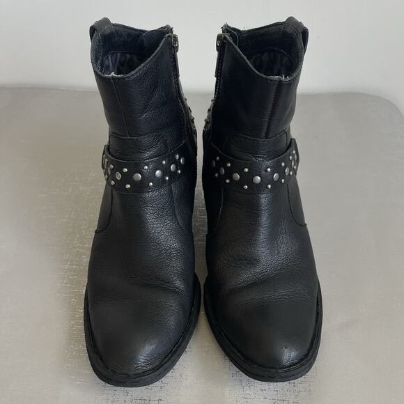 Born Studded Leather Ankle Boots Harness Block Heel Western Booties Size 6.5 M - Picture 15 of 15